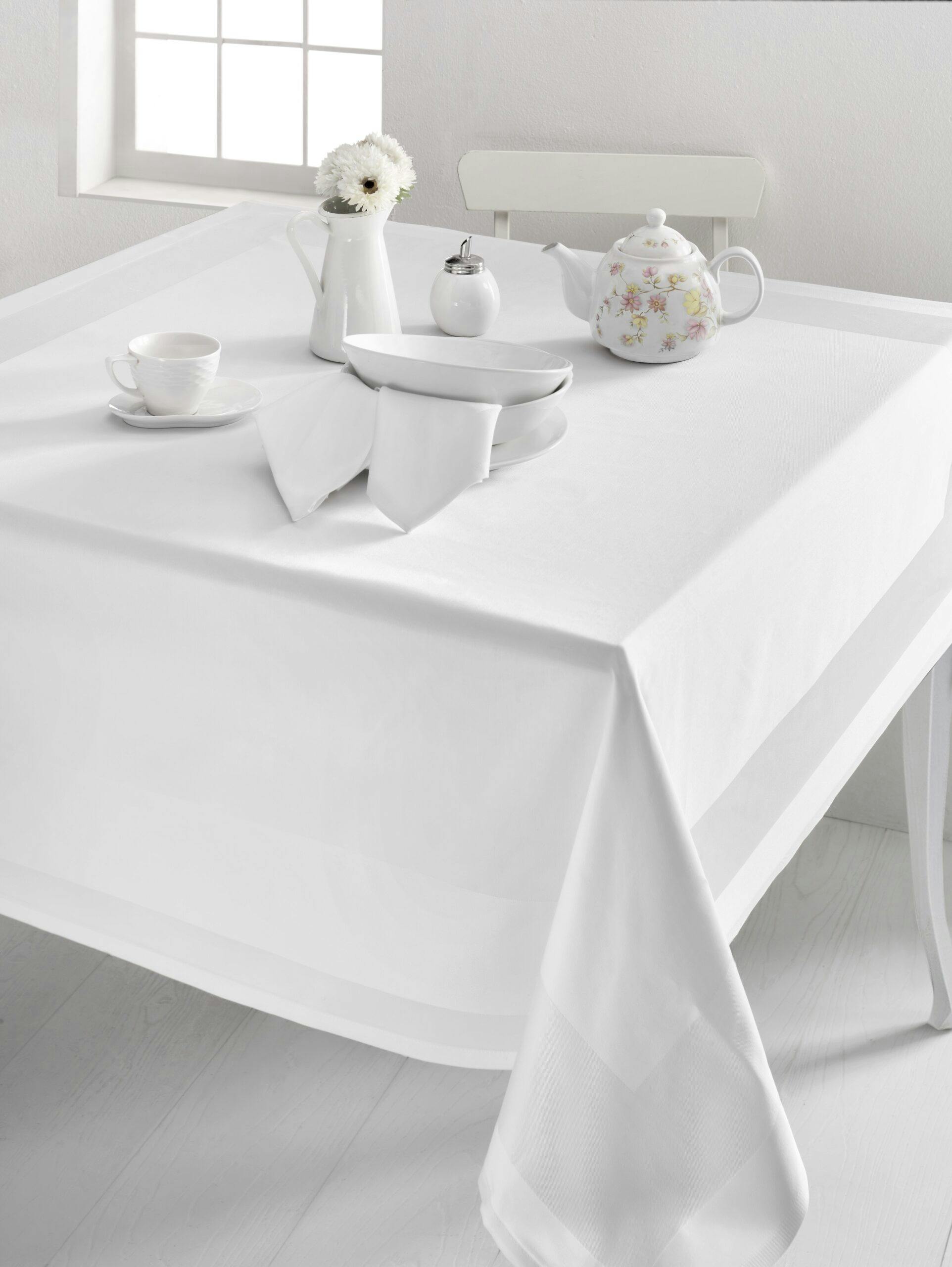 Tischdecke weiß 100 x 100 cm mit Atlaskante | METRO Marktplatz