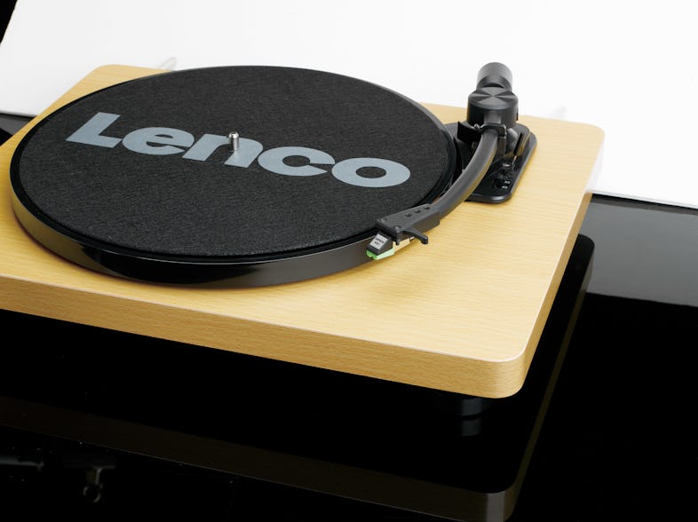 Marktplatz Audio-Plattenspieler mit | METRO L-30 Plattenspieler Lenco WOOD Riemenantrieb