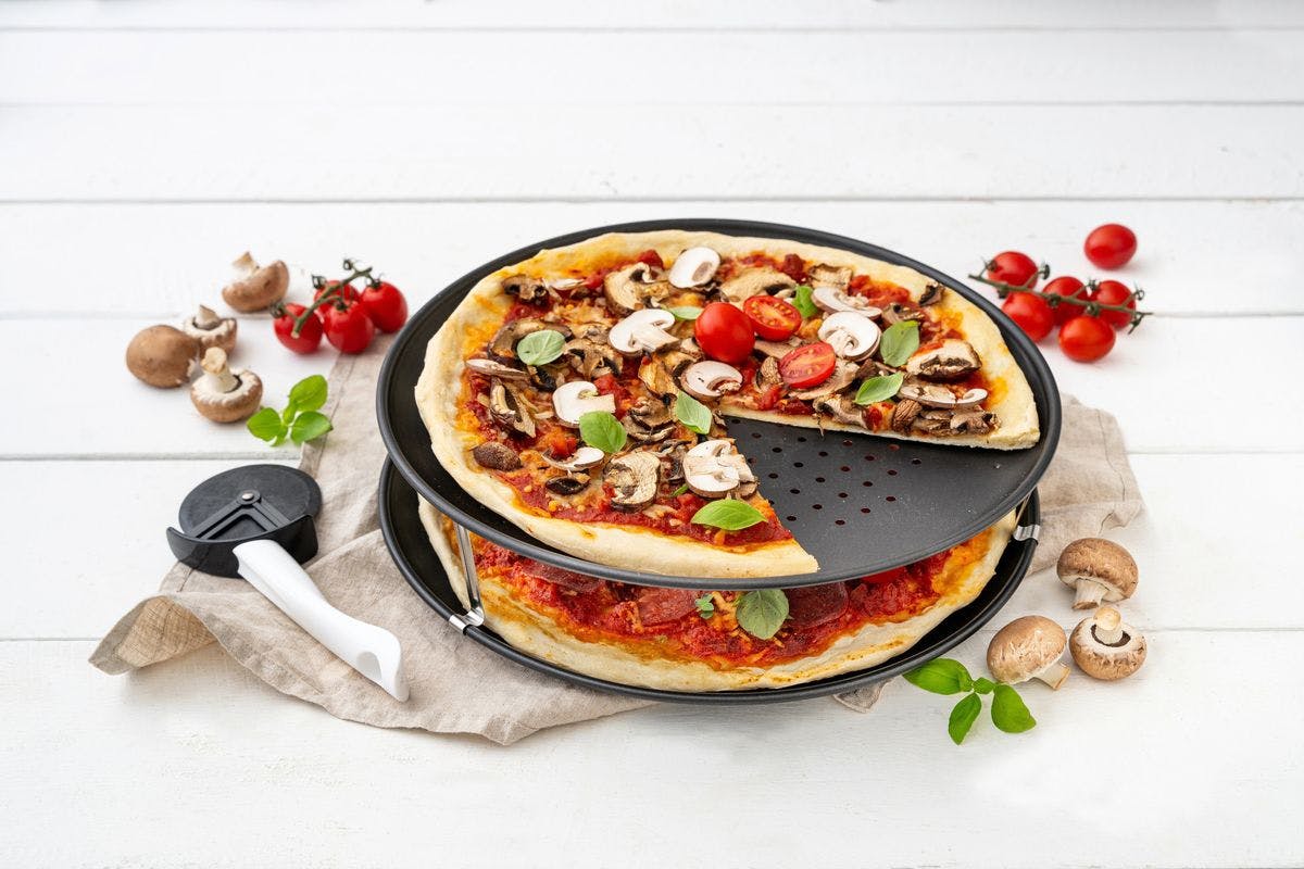 Zenker Pizza Stahlblech Set Pizzablech 6-tlg. Antihaftbeschichtet schwarz |  METRO Marktplatz