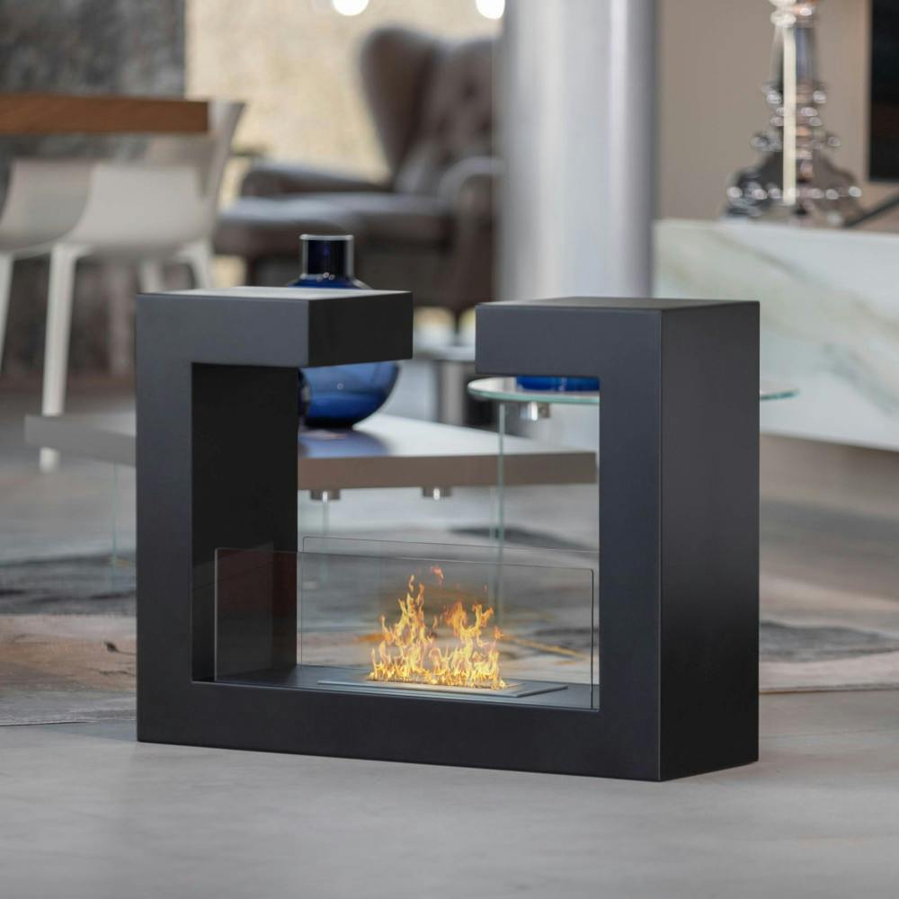 Chimenea de Bioetanol en Quemador de Suelo de Diseño de Metal Negro Mate  1.5lt con Vidrio Protector