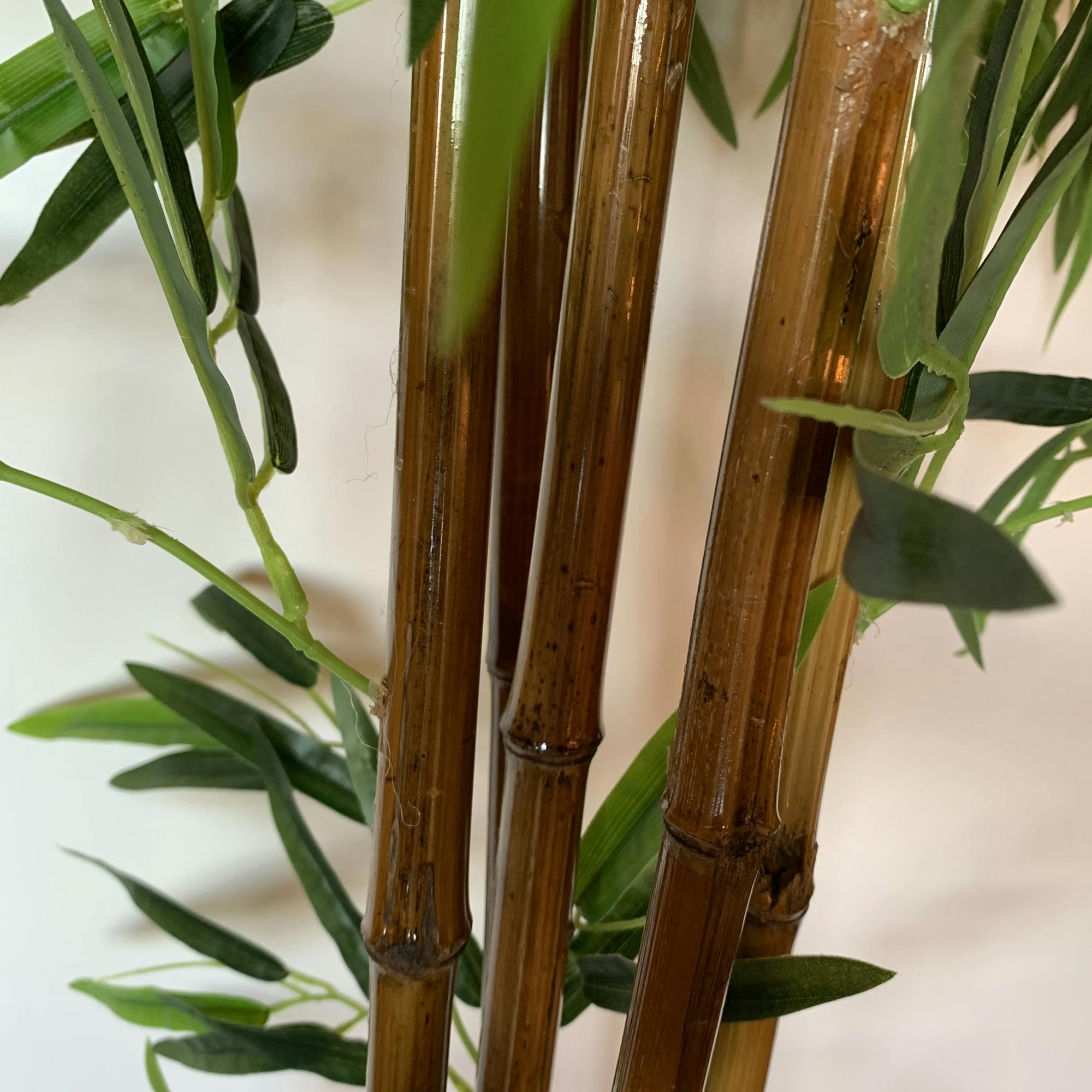 Planta De Bambú Artificial De 160 Cm De Altura Con Maceta | MAKRO  Marketplace