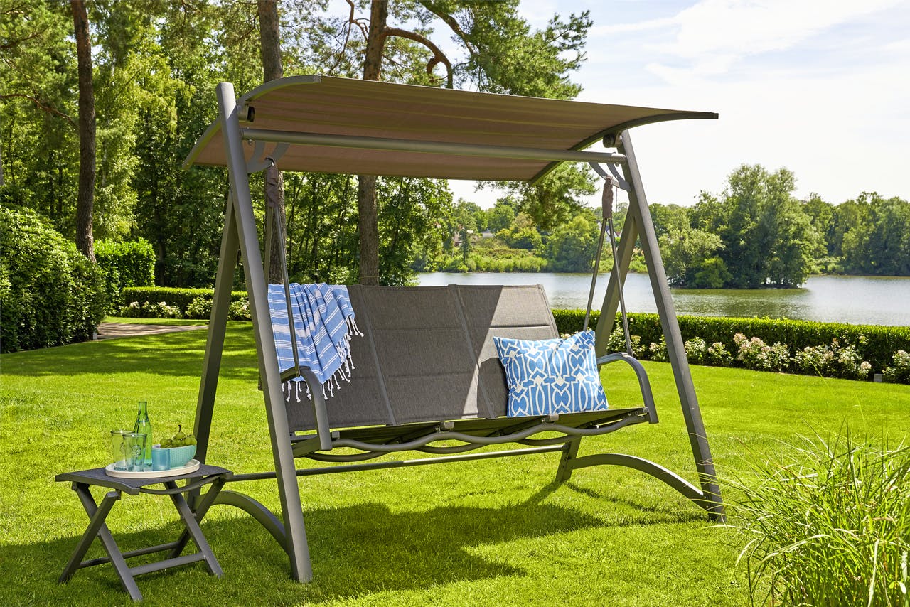 Tarrington House Hollywoodschaukel Antwerpen METRO Marktplatz