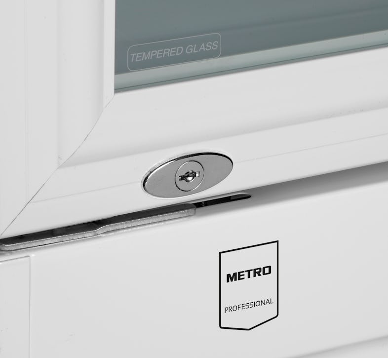 METRO Professional Glastürkühlschrank GSC2350, Glas / Edelstahl /  Kunststoff, 62 x 63.6 x 201.1 cm, 324 L, Umluftkühlung, 180 W, mit Schloss,  weiß