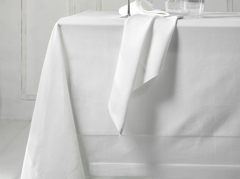 Tischdecke weiß 100 x 100 cm mit Atlaskante | METRO Marktplatz