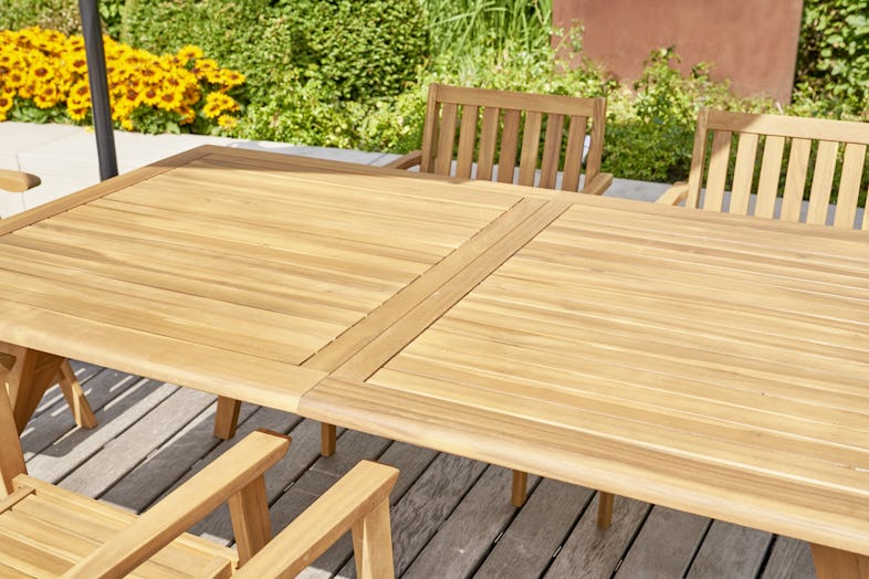 Tarrington House Tavolo da giardino Karaganda, legno di acacia / acciaio  zincato, 180/230 x 100 x 75 cm, allungabile, marrone